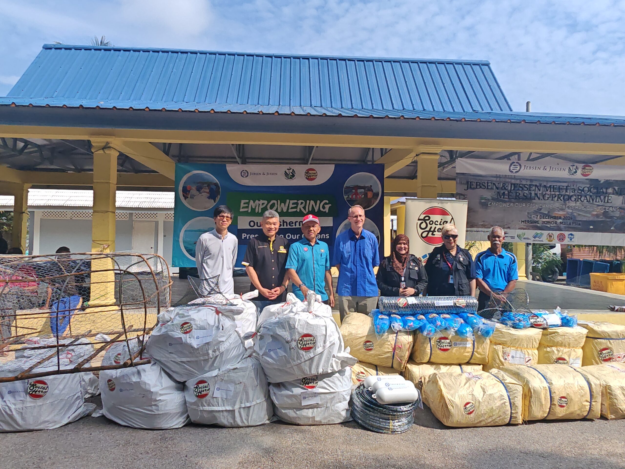 Jebsen & Jessen and Social Hero Foundation Partnered to Empower Mersing Fishing Community and Promote Marine Conservation